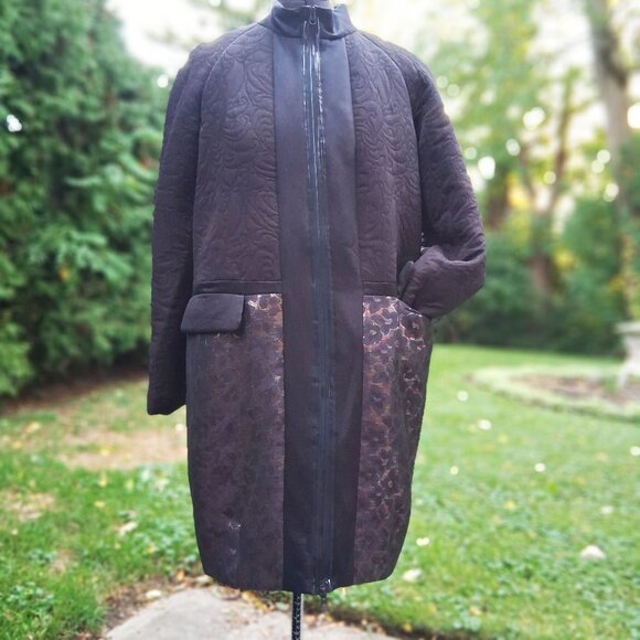Unique Quilted Metalic design Rachel Roy Coat Size Large - Picture 2 of 10